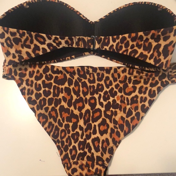 Leopard 2pc swimsuit - Picture 2 of 2